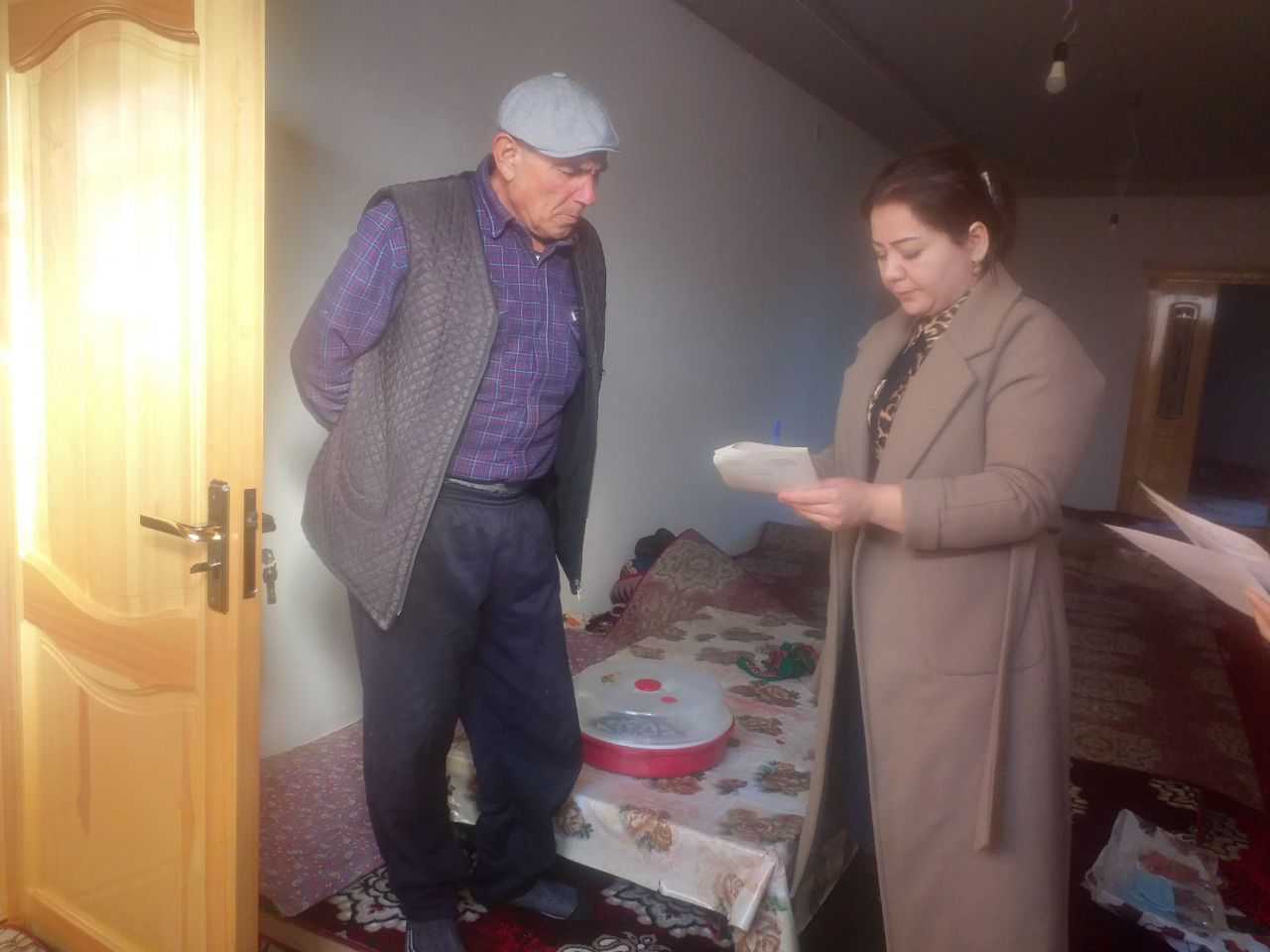 Xorazm viloyati Xonqa tuman bo’limi mutaxassislari tomonidan «Yangi turmush” “Znaxos” va “Nurafshon”mahallalaridagi bemorlar xonadonlarida yani kasallik ochog’ida yakuniy dezinfeksiya chora tadbirlari olib borildi.
