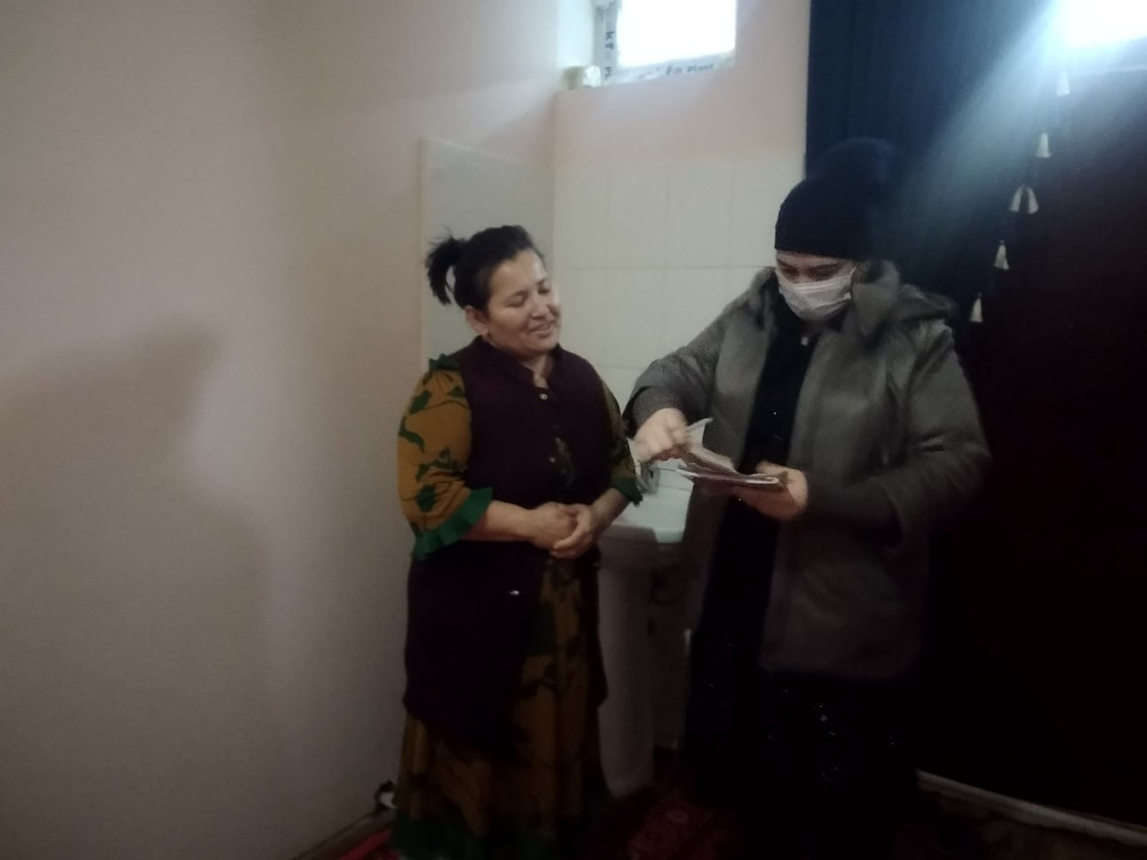 Virusli gepatitning A va B turlariga qarshi kurashishda - emlash ishlari kasallikning kamayishi va oldini olishda eng samarali usul hisoblanadi.